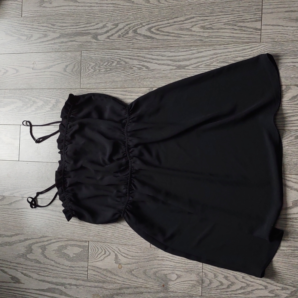 Beautiful silky dress by forever 21🌼☘️⭐